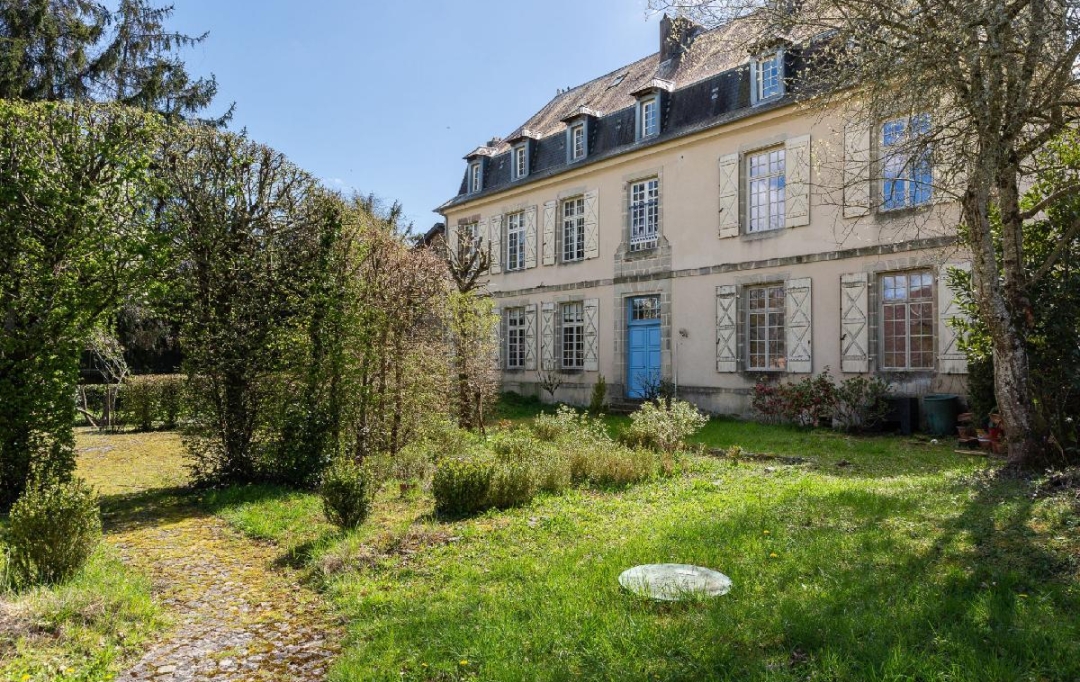 AGENCE IMMO COUR ET JARDIN : House | LUBERSAC (19210) | 650 m2 | 620 000 € 