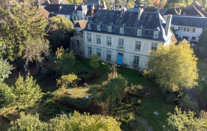  AGENCE IMMO COUR ET JARDIN House | LUBERSAC (19210) | 650 m2 | 620 000 € 