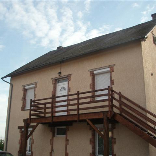  Annonces LUBERSAC : Appartement | LUBERSAC (19210) | 102 m2 | 480 € 