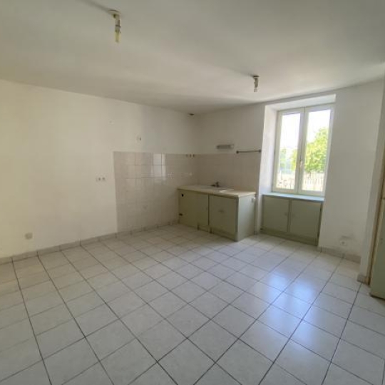  AGENCE IMMO COUR ET JARDIN : Appartement | LUBERSAC (19210) | 34 m2 | 330 € 