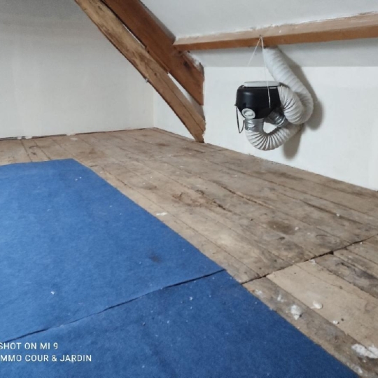  Annonces LUBERSAC : Maison / Villa | MONTGIBAUD (19210) | 70 m2 | 500 € 