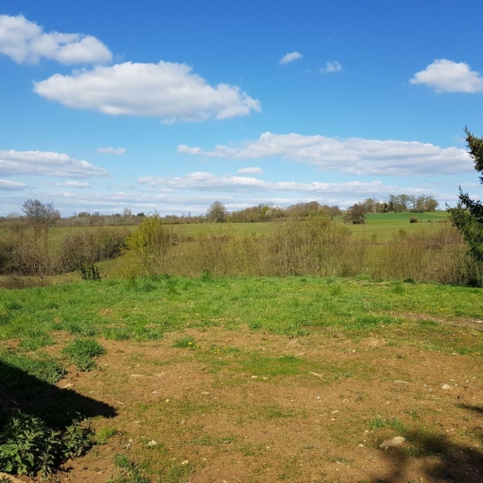  Annonces LUBERSAC : Maison / Villa | LUBERSAC (19210) | 166 m2 | 107 000 € 