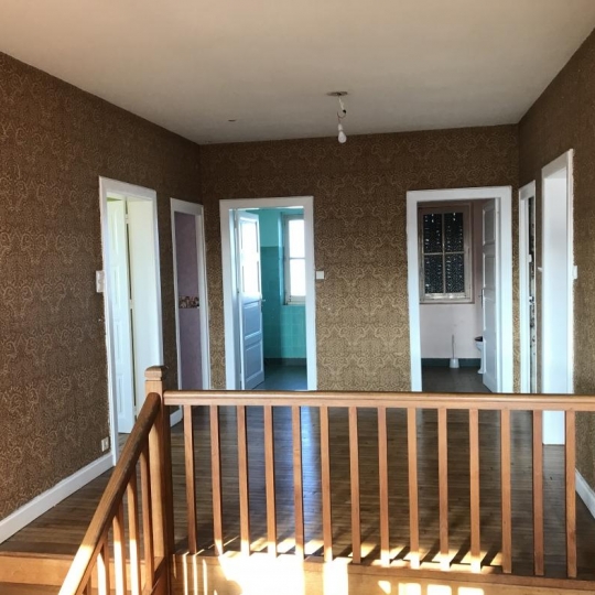  Annonces LUBERSAC : Maison / Villa | LUBERSAC (19210) | 182 m2 | 112 350 € 