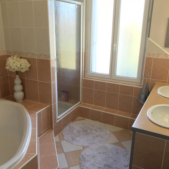  Annonces LUBERSAC : Maison / Villa | ARNAC-POMPADOUR (19230) | 150 m2 | 173 200 € 