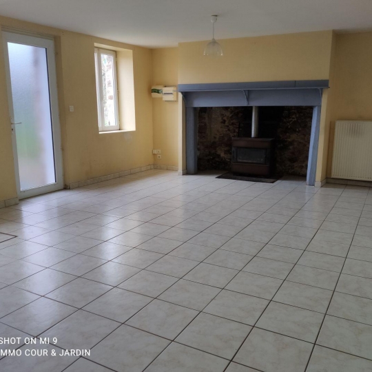  Annonces LUBERSAC : Maison / Villa | MONTGIBAUD (19210) | 70 m2 | 91 800 € 