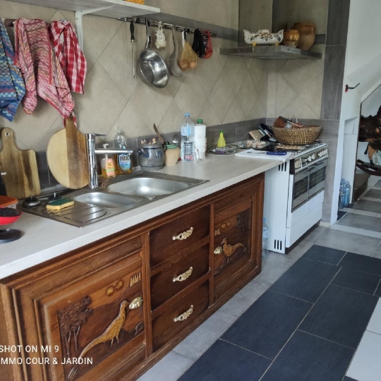  Annonces LUBERSAC : Autres | SALON-LA-TOUR (19510) | 115 m2 | 87 570 € 