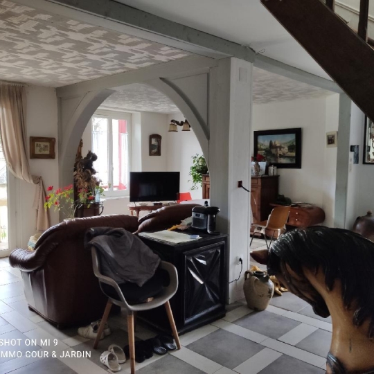  Annonces LUBERSAC : Autres | SALON-LA-TOUR (19510) | 115 m2 | 87 570 € 