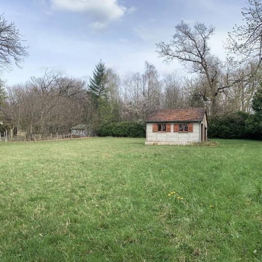  Annonces LUBERSAC : Garage / Parking | MEUZAC (87380) | 30 m2 | 24 000 € 