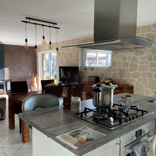  AGENCE IMMO COUR ET JARDIN : House | SAINT-GERMAIN-LES-BELLES (87380) | 97 m2 | 164 925 € 