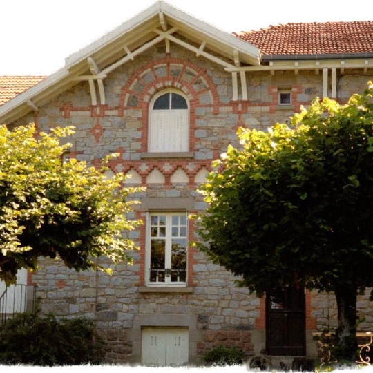 AGENCE IMMO COUR ET JARDIN : House | LIMOGES (87000) | 153.00m2 | 380 700 € 