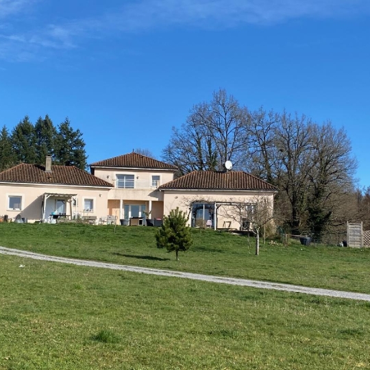 AGENCE IMMO COUR ET JARDIN : Maison / Villa | MEUZAC (87380) | 220.00m2 | 345 000 € 