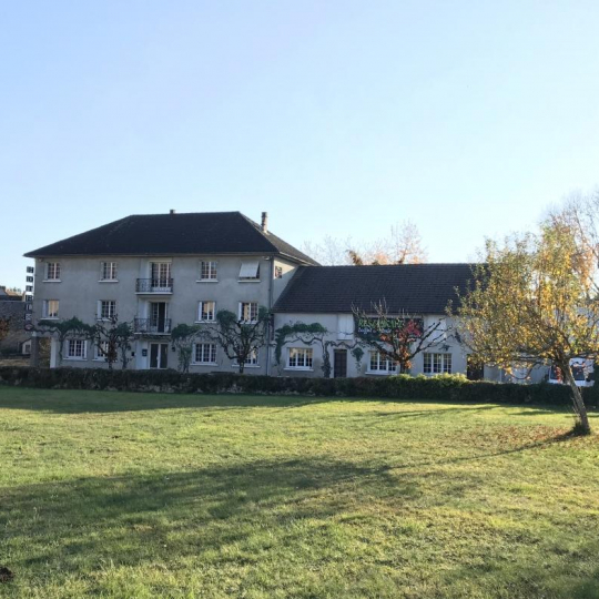  Annonces LUBERSAC : Immeuble | LUBERSAC (19210) | 500 m2 | 117 500 € 