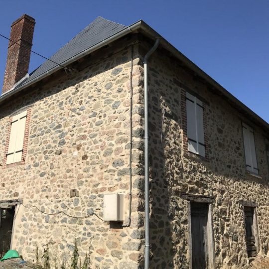 AGENCE IMMO COUR ET JARDIN : Domaines / Propriétés | LUBERSAC (19210) | 90.00m2 | 169 600 € AGENCE IMMO COUR ET JARDIN : Domaines / Propriétés | LUBERSAC (19210) | 90.00m2 | 169 600 €