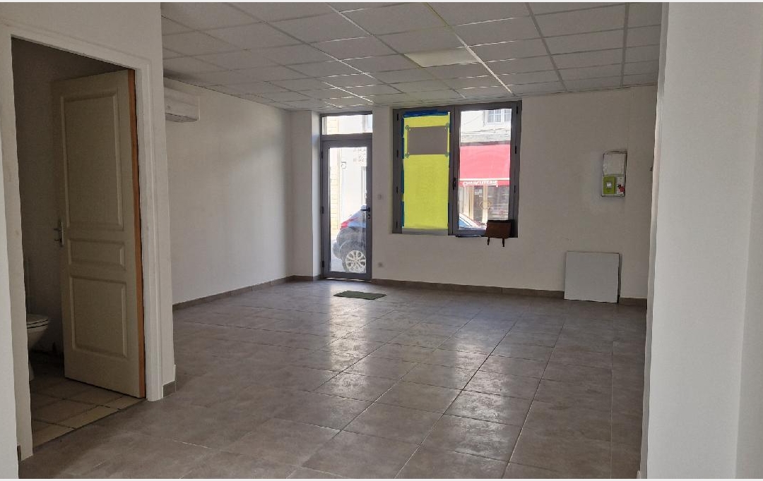 AGENCE IMMO COUR ET JARDIN : Office | ARNAC-POMPADOUR (19230) | 37 m2 | 460 € 