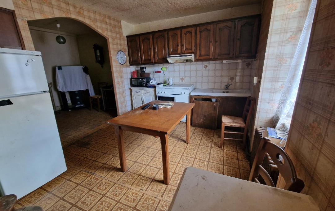 AGENCE IMMO COUR ET JARDIN : Maison / Villa | LUBERSAC (19210) | 80 m2 | 38 100 € 