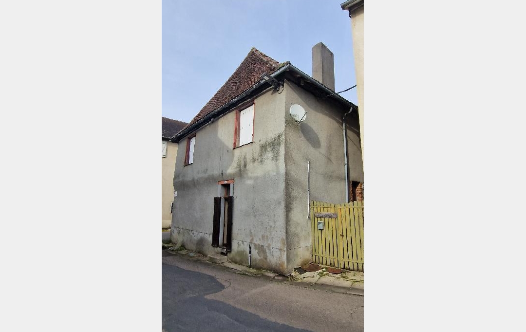 AGENCE IMMO COUR ET JARDIN : House | LUBERSAC (19210) | 100 m2 | 47 000 € 