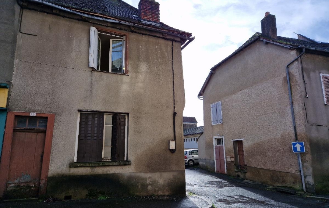AGENCE IMMO COUR ET JARDIN : House | LUBERSAC (19210) | 100 m2 | 47 000 € 