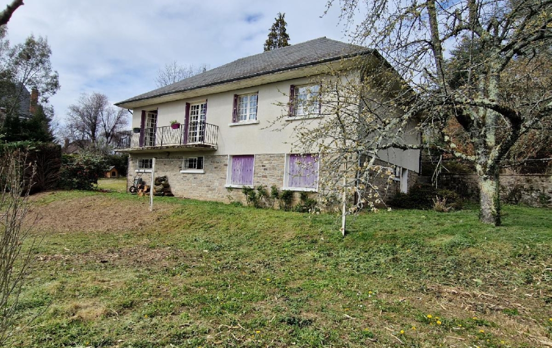 AGENCE IMMO COUR ET JARDIN : Maison / Villa | LUBERSAC (19210) | 132 m2 | 129 000 € 