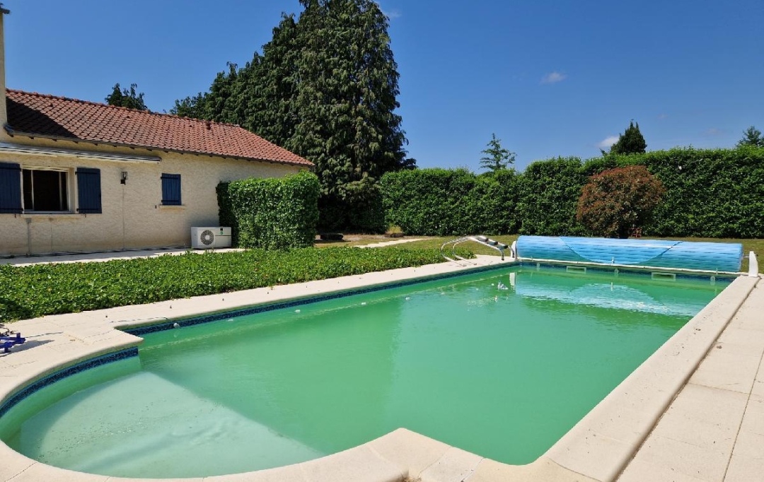AGENCE IMMO COUR ET JARDIN : House | LUBERSAC (19210) | 224 m2 | 419 550 € 