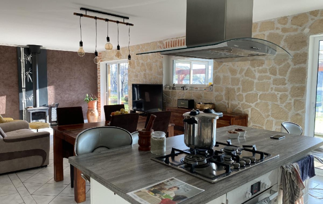 AGENCE IMMO COUR ET JARDIN : House | SAINT-GERMAIN-LES-BELLES (87380) | 97 m2 | 164 925 € 