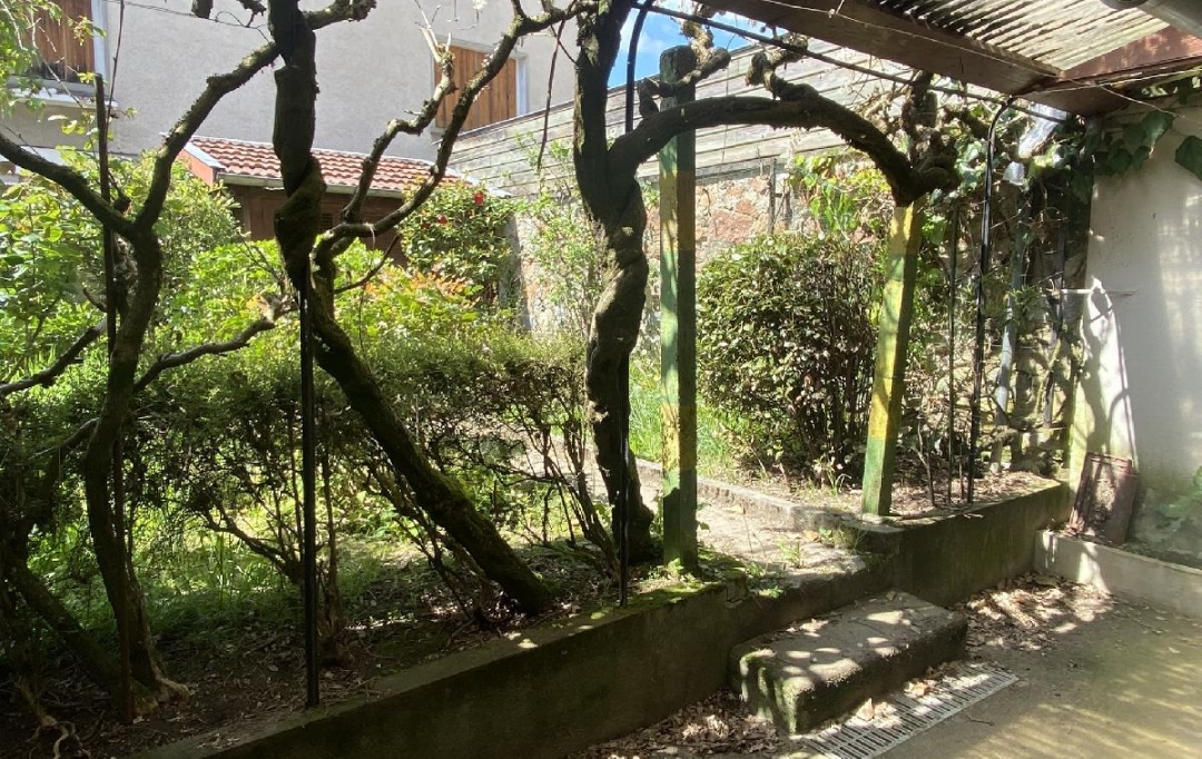 AGENCE IMMO COUR ET JARDIN : Maison / Villa | LIMOGES (87000) | 160 m2 | 240 000 € 