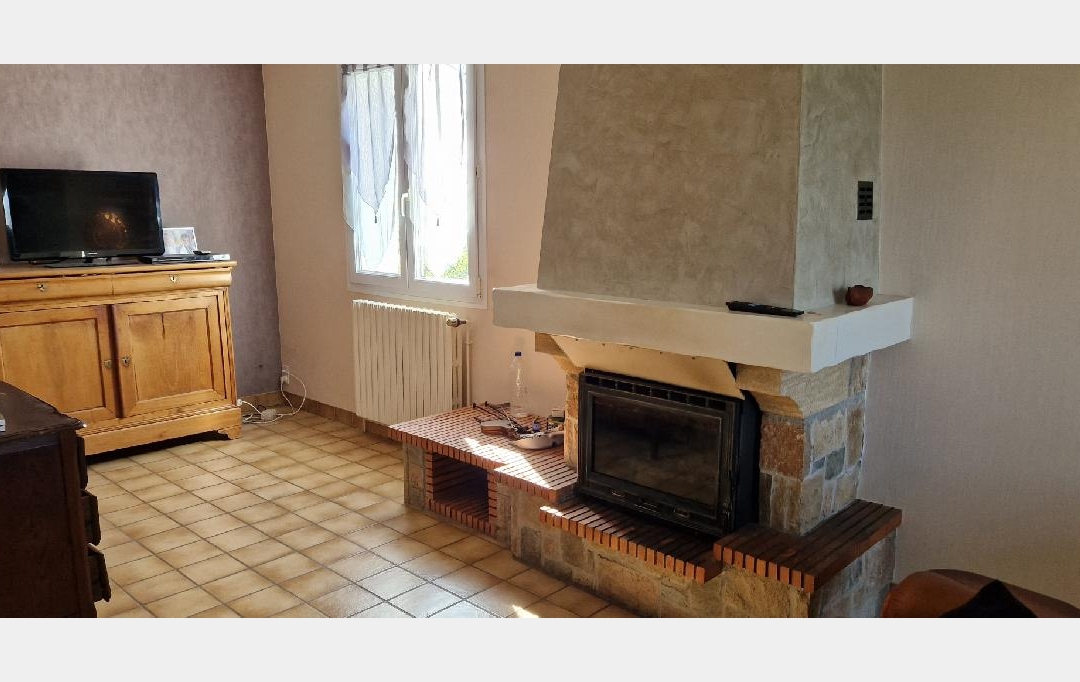 AGENCE IMMO COUR ET JARDIN : Maison / Villa | UZERCHE (19140) | 110 m2 | 146 000 € 