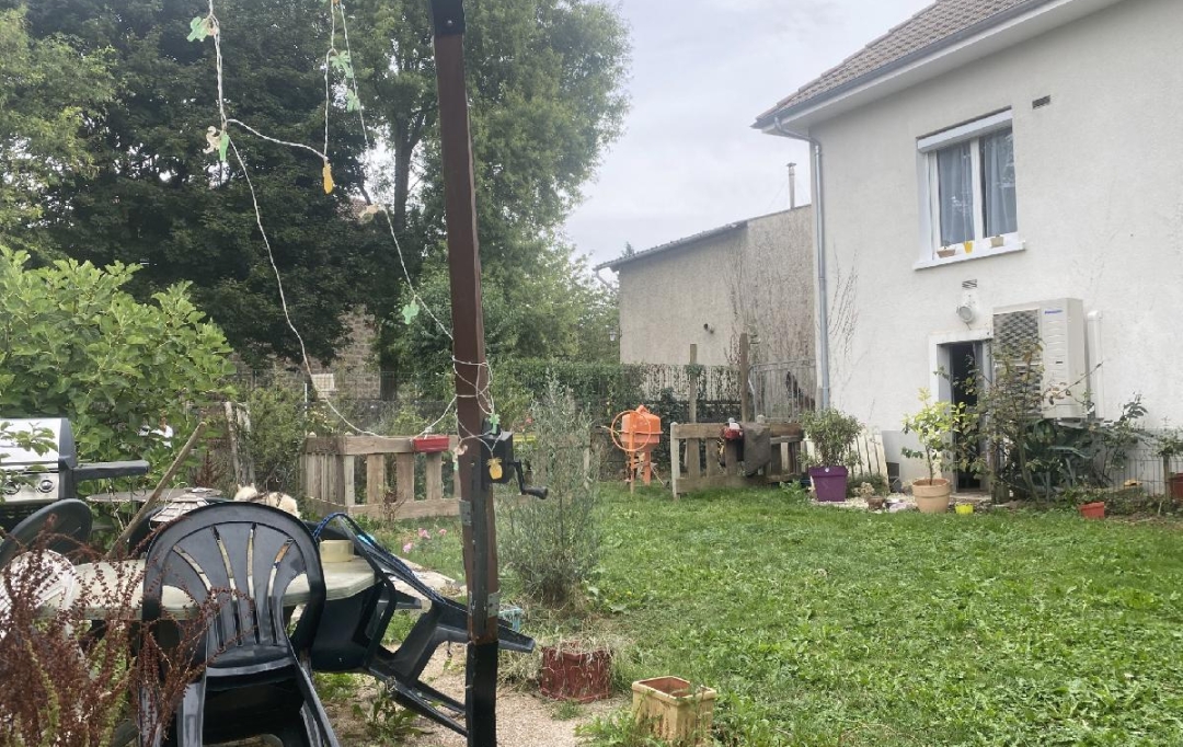 Annonces LUBERSAC : Maison / Villa | LIMOGES (87100) | 140 m2 | 233 700 € 