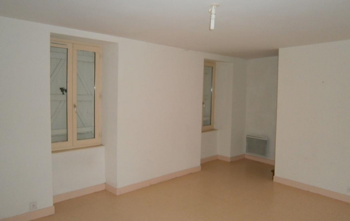AGENCE IMMO COUR ET JARDIN : Appartement | LUBERSAC (19210) | 75 m2 | 430 € 