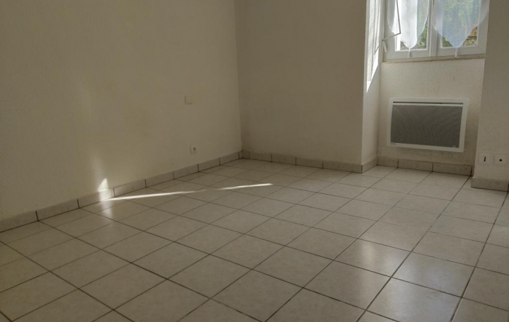 AGENCE IMMO COUR ET JARDIN : Appartement | LUBERSAC (19210) | 34 m2 | 300 € 