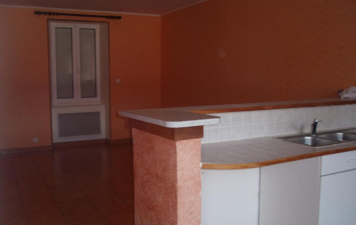 Annonces LUBERSAC : Appartement | LUBERSAC (19210) | 102 m2 | 480 € 
