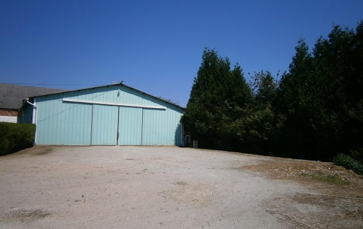 Annonces LUBERSAC : Garage / Parking | LUBERSAC (19210) | 290 m2 | 700 € 