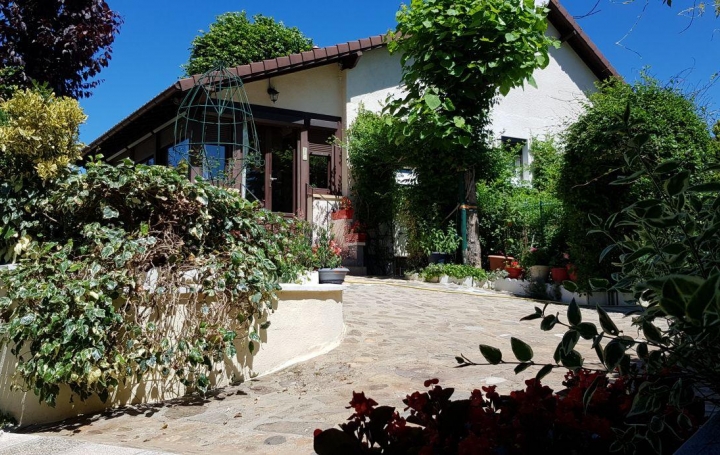 AGENCE IMMO COUR ET JARDIN : Maison / Villa | LUBERSAC (19210) | 140 m2 | 58 400 € 