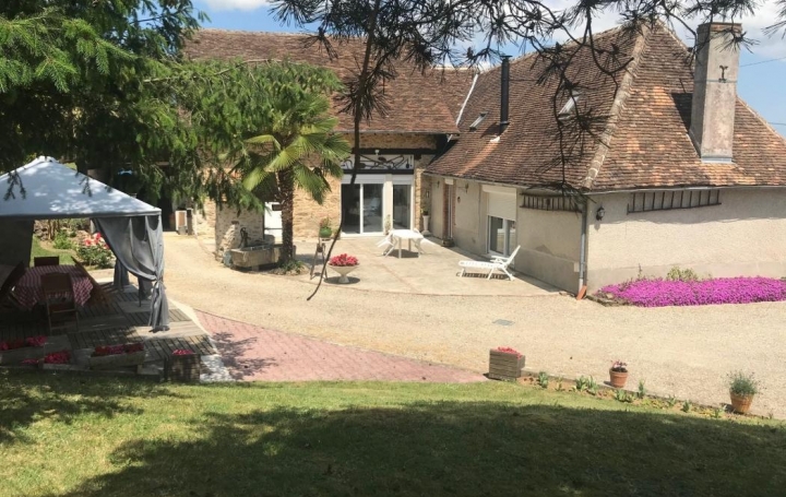 AGENCE IMMO COUR ET JARDIN : Maison / Villa | LA PORCHERIE (87380) | 180 m2 | 200 000 € 