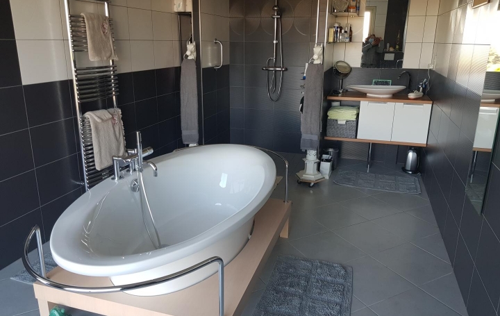 Annonces LUBERSAC : Maison / Villa | ARNAC-POMPADOUR (19230) | 140 m2 | 315 000 € 