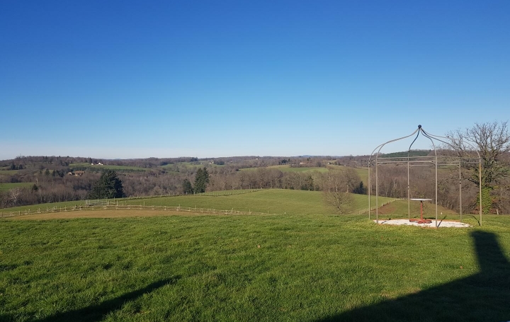 Annonces LUBERSAC : Maison / Villa | ARNAC-POMPADOUR (19230) | 140 m2 | 315 000 € 