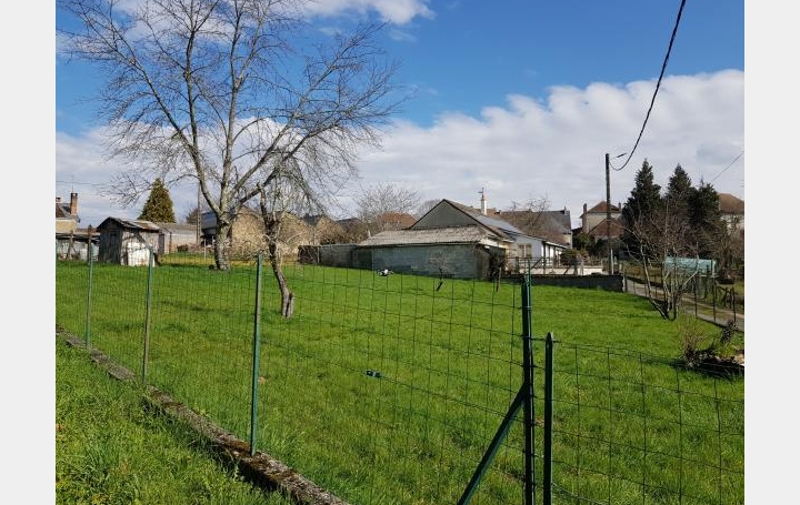 AGENCE IMMO COUR ET JARDIN : Terrain | LUBERSAC (19210) | 0 m2 | 17 100 € 