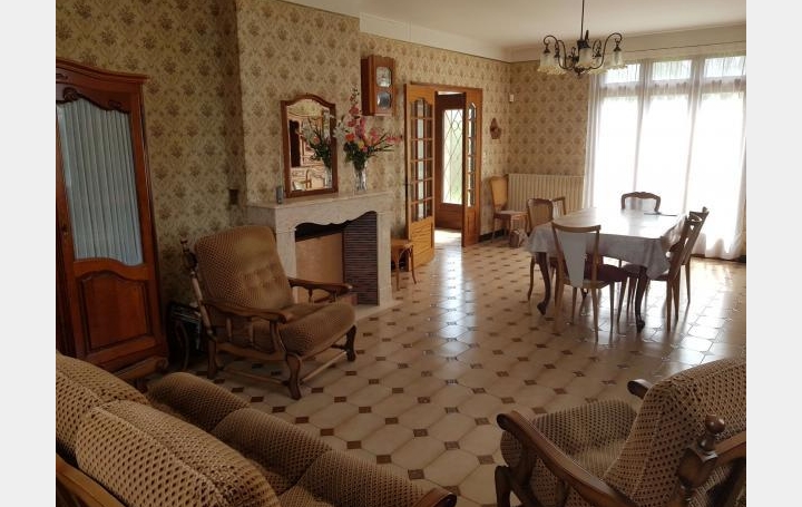 AGENCE IMMO COUR ET JARDIN : Maison / Villa | LUBERSAC (19210) | 160 m2 | 191 700 € 