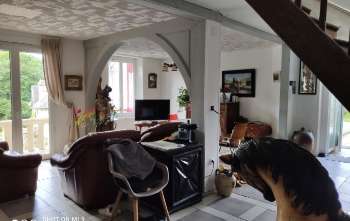 Annonces LUBERSAC : Autres | SALON-LA-TOUR (19510) | 115 m2 | 87 570 € 
