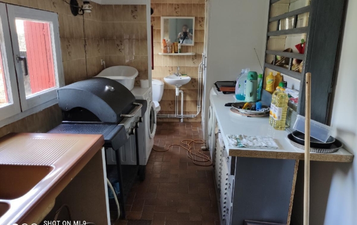 Annonces LUBERSAC : Autres | SALON-LA-TOUR (19510) | 115 m2 | 87 570 € 
