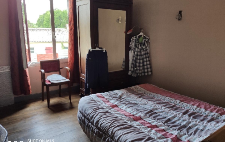 Annonces LUBERSAC : Autres | SALON-LA-TOUR (19510) | 115 m2 | 87 570 € 