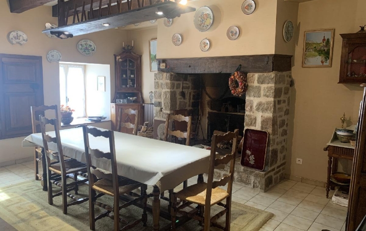Annonces LUBERSAC : Maison / Villa | SAINT-GERMAIN-LES-BELLES (87380) | 260 m2 | 233 700 € 