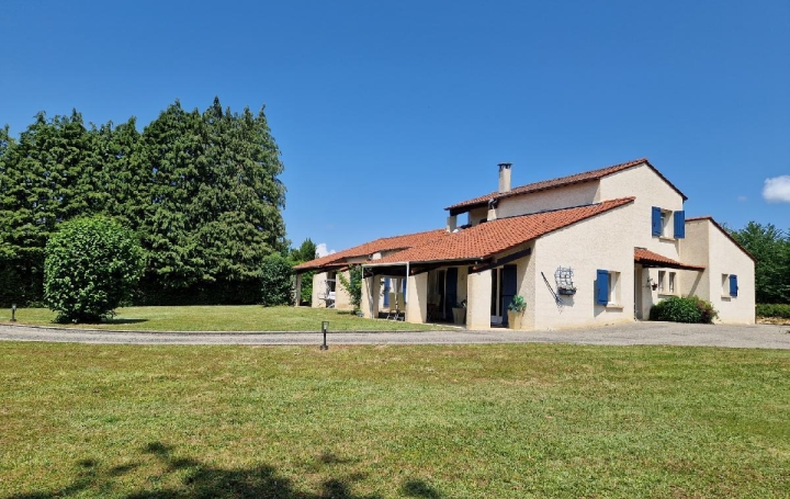  AGENCE IMMO COUR ET JARDIN Maison / Villa | LUBERSAC (19210) | 224 m2 | 419 550 € 