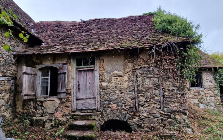 Maison ARNAC-POMPADOUR 50 m2 19 500 € Maison ARNAC-POMPADOUR 50 m2 19 500 €