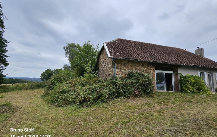 Maison MONTGIBAUD 39 m2 75 800 € Maison MONTGIBAUD 39 m2 75 800 €