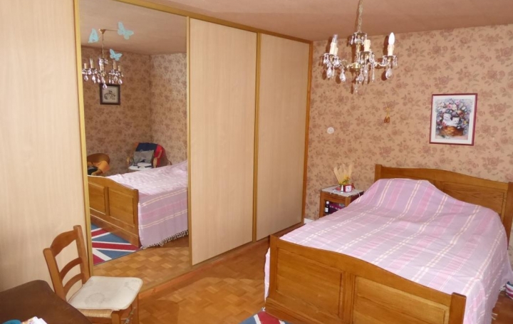 Annonces LUBERSAC : Maison / Villa | MEUZAC (87380) | 141 m2 | 107 000 € 