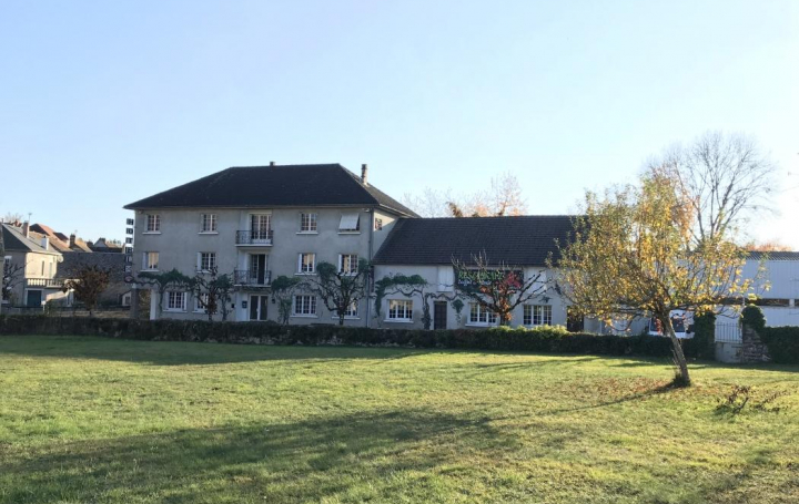 Annonces LUBERSAC : Immeuble | LUBERSAC (19210) | 500 m2 | 117 500 € 
